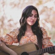 Lauren Black _ Acoustic Spot Talent