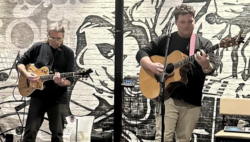 The Swingin Johnsons _ Acoustic Spot