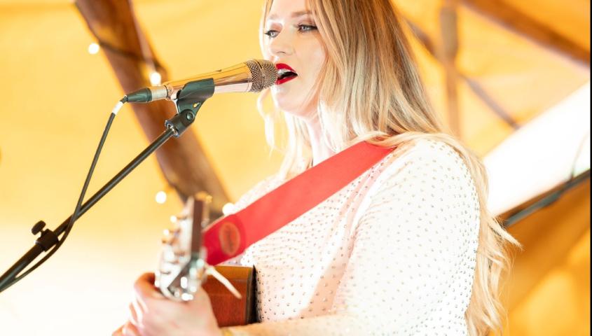 Whitney Lyman _ Acoustic Spot Talent
