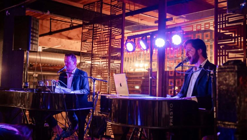 Felix & Fingers _ Acoustic Spot Talent