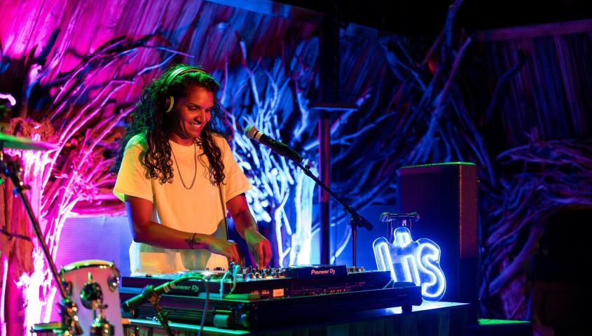 DJ Lis _ Acoustic Spot Talent
