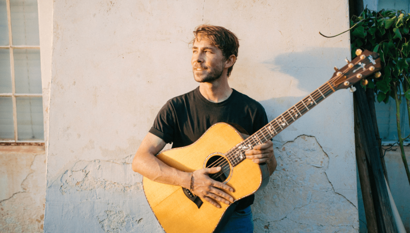 Jesse French _ Acoustic Spot