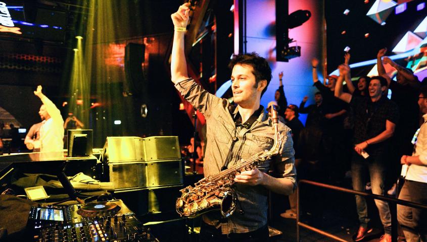 Tim Lacatena _ Acoustic Spot Talent