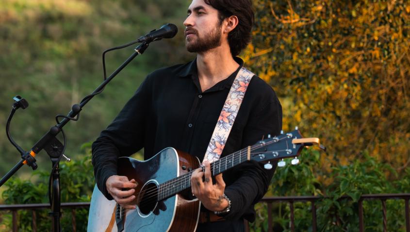 Robbie Dean _ Acoustic Spot Talent